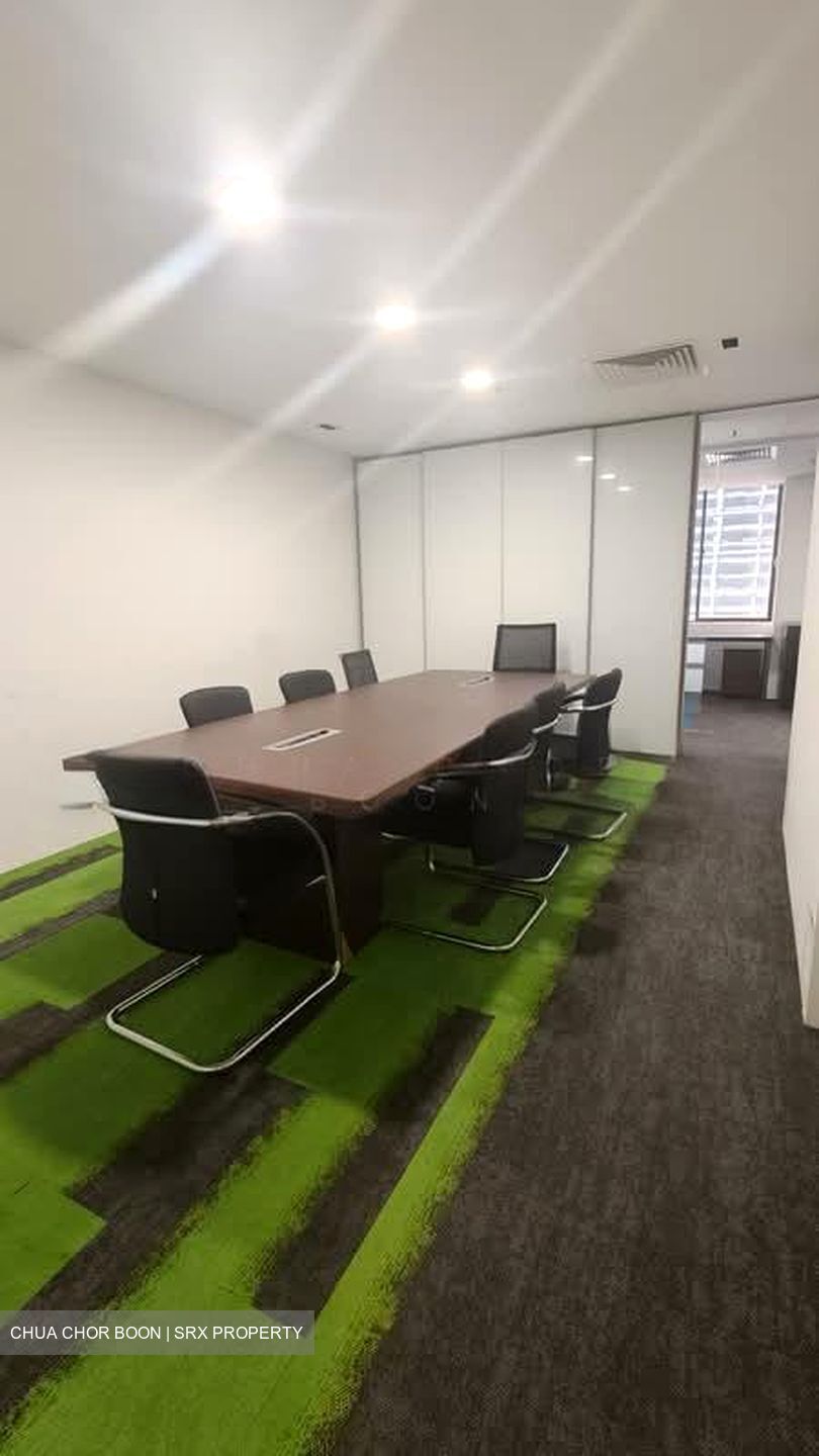 International Plaza (D2), Office #566899521